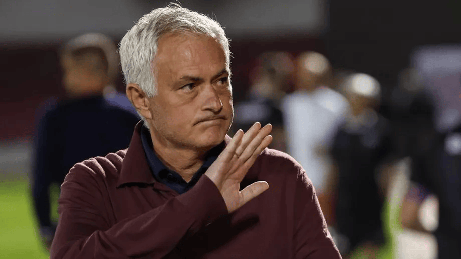 线轻松跑动, 穆帅, 尊重本菲卡