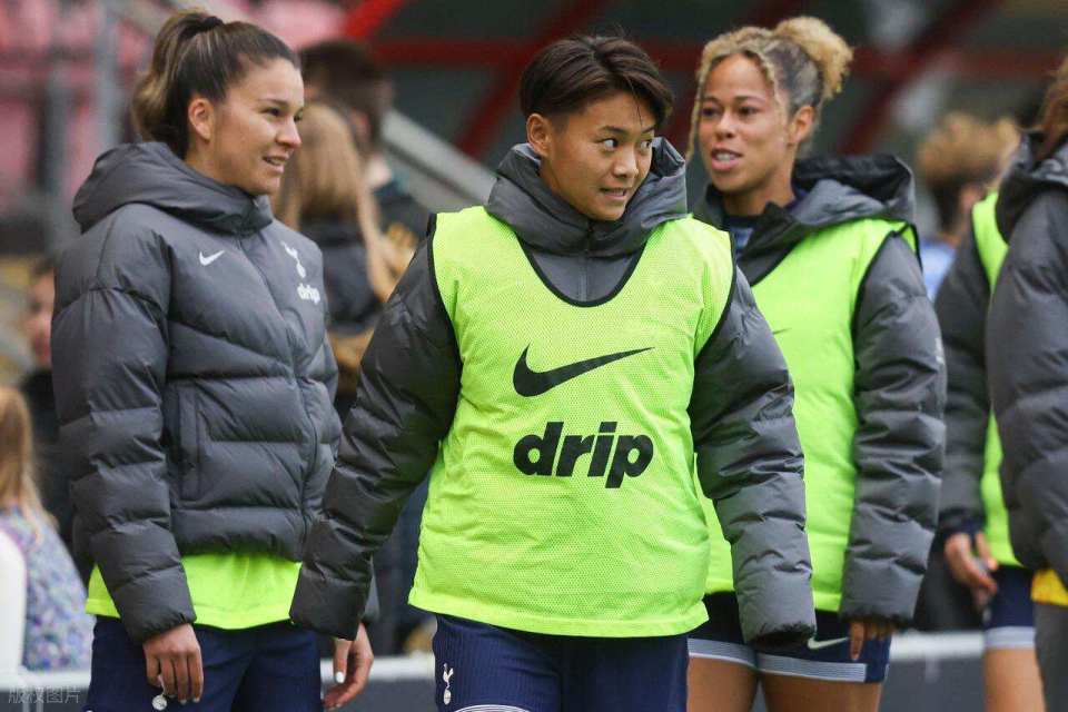 贴冷屁股, 因为球迷都, 球争光了